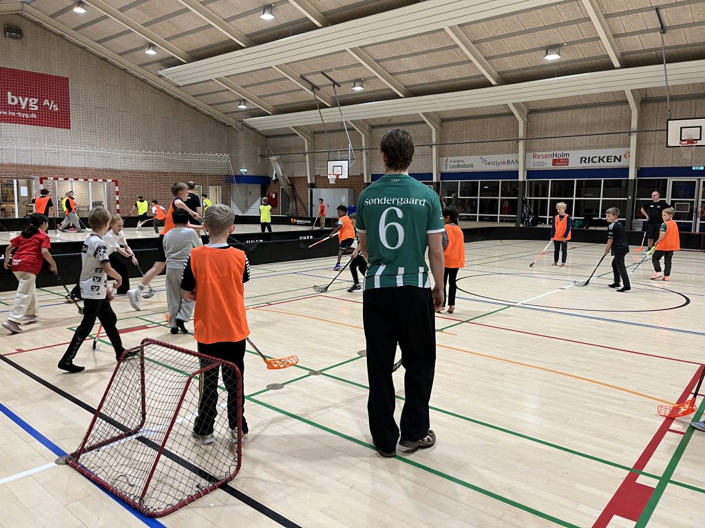 Åben Hal. Kløverfonden. Viborg FF.