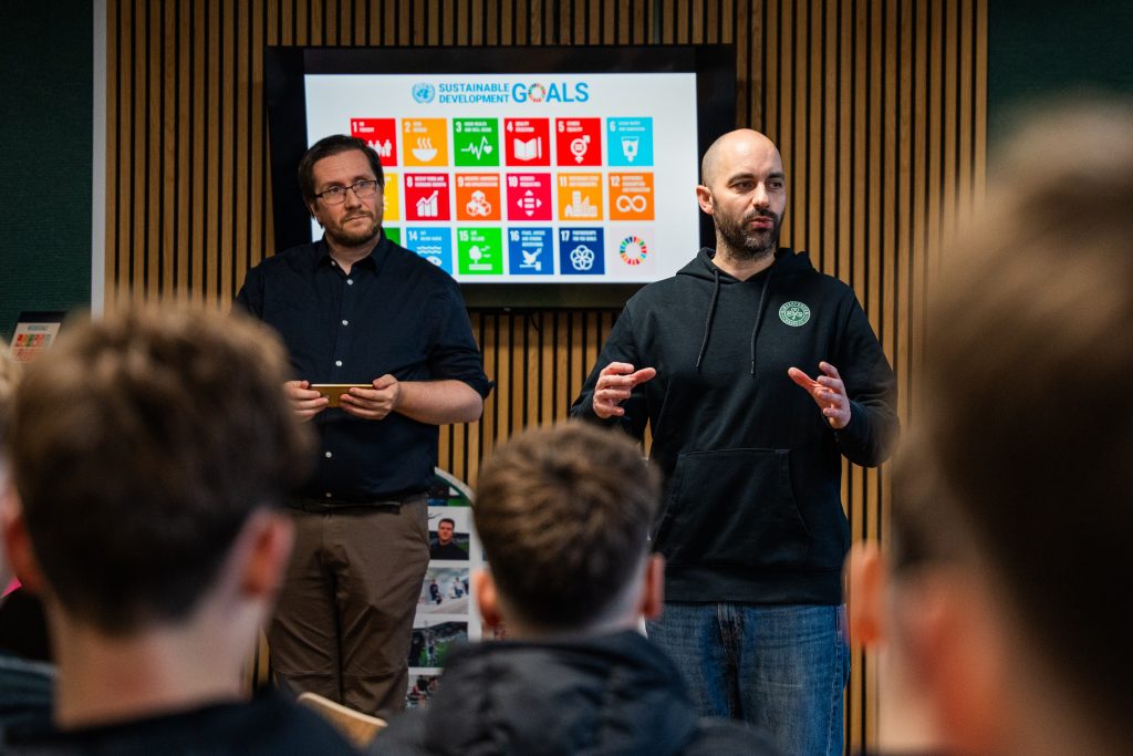 Kløverfonden. Viborg FF. Klasseværelset.